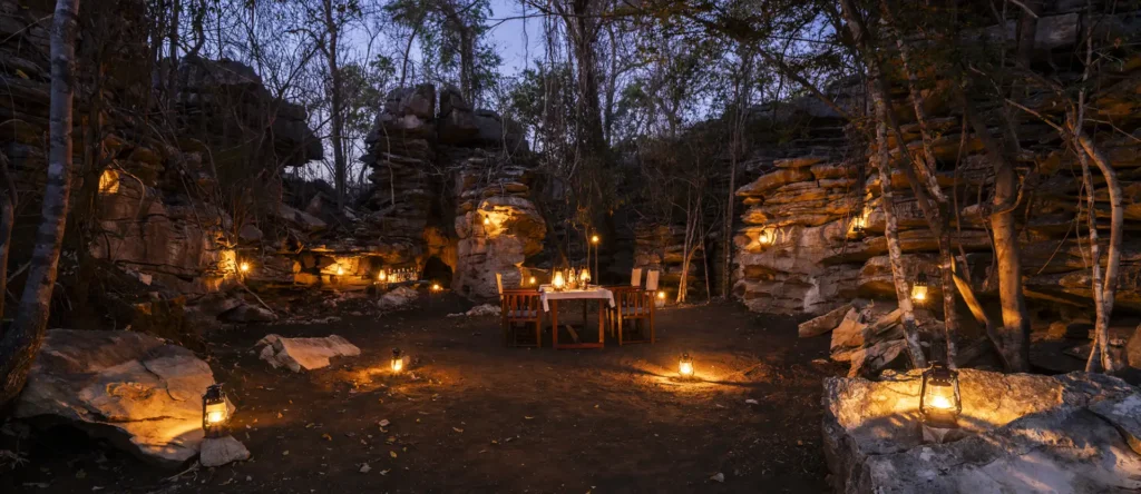 Namoroka Lodge at night. Whilst among the more expensive accommodation options, we think the cost is worth it.
